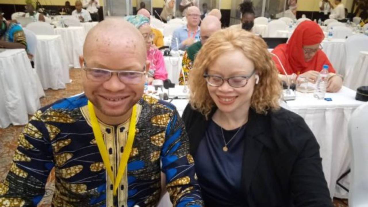 forum africain albinisme